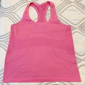 Lululemon top